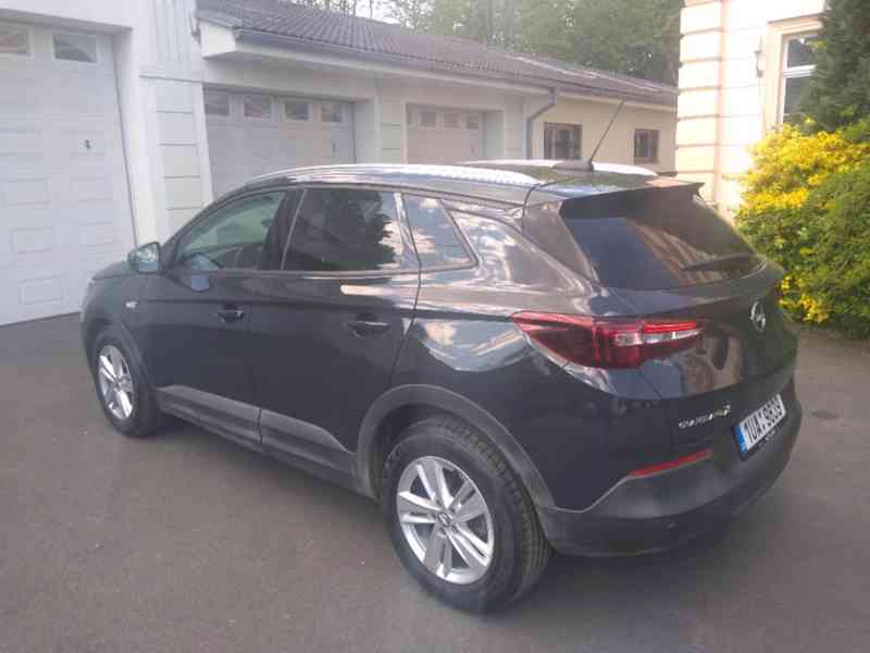 Opel Grandland X 1.2 turbo 96 kw Serviska - foto 4