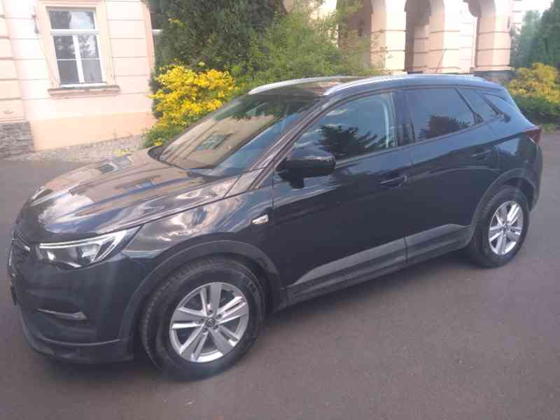 Opel Grandland X 1.2 turbo 96 kw Serviska - foto 2