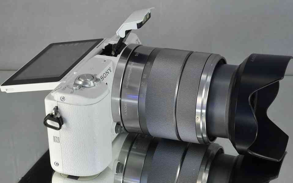 Sony A5100+Objektiv 24,3Mp*Full HDV*WIFI* 1300 Exp - foto 6