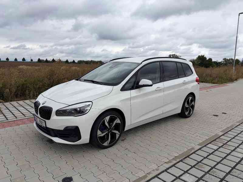 BMW Řada 2 2,0   220i Gran Tourer 2021 TOP STAV - foto 20