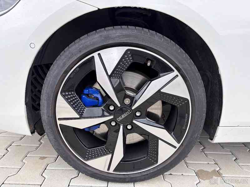 BMW Řada 2 2,0   220i Gran Tourer 2021 TOP STAV - foto 5