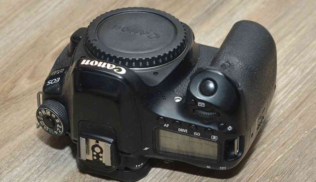 Canon EOS 80D * 24,2 MPix*Full HDV*WIFI*58200 Exp. - foto 4
