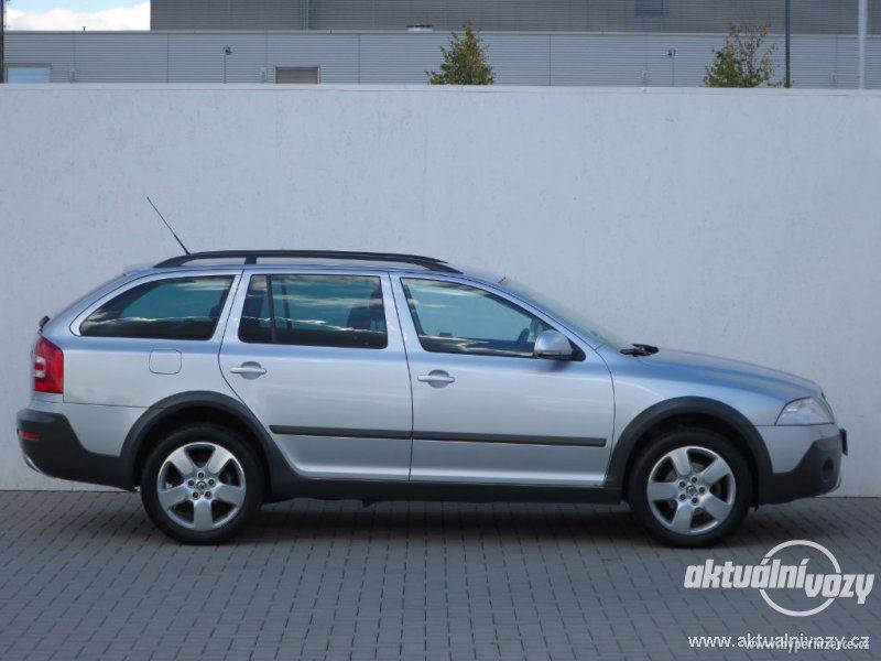Škoda Octavia 2.0, benzín, r.v. 2008 - foto 11
