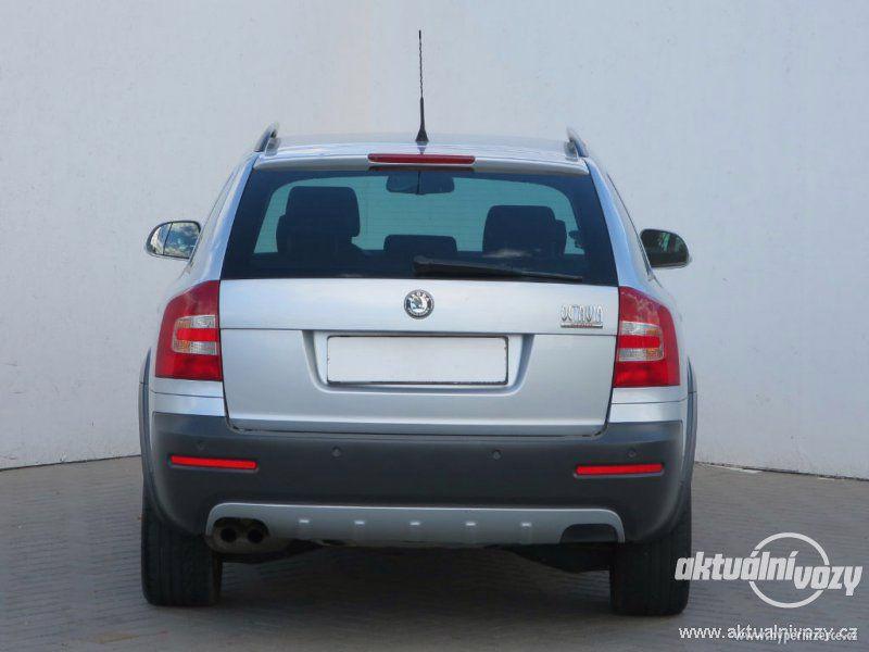 Škoda Octavia 2.0, benzín, r.v. 2008 - foto 15