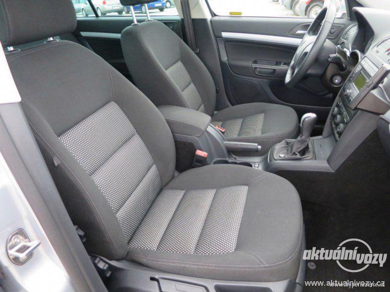 Škoda Octavia 2.0, benzín, r.v. 2008 - foto 17