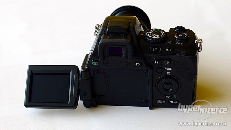 Konica Minolta Dimage A200 - výborný stav - foto 5