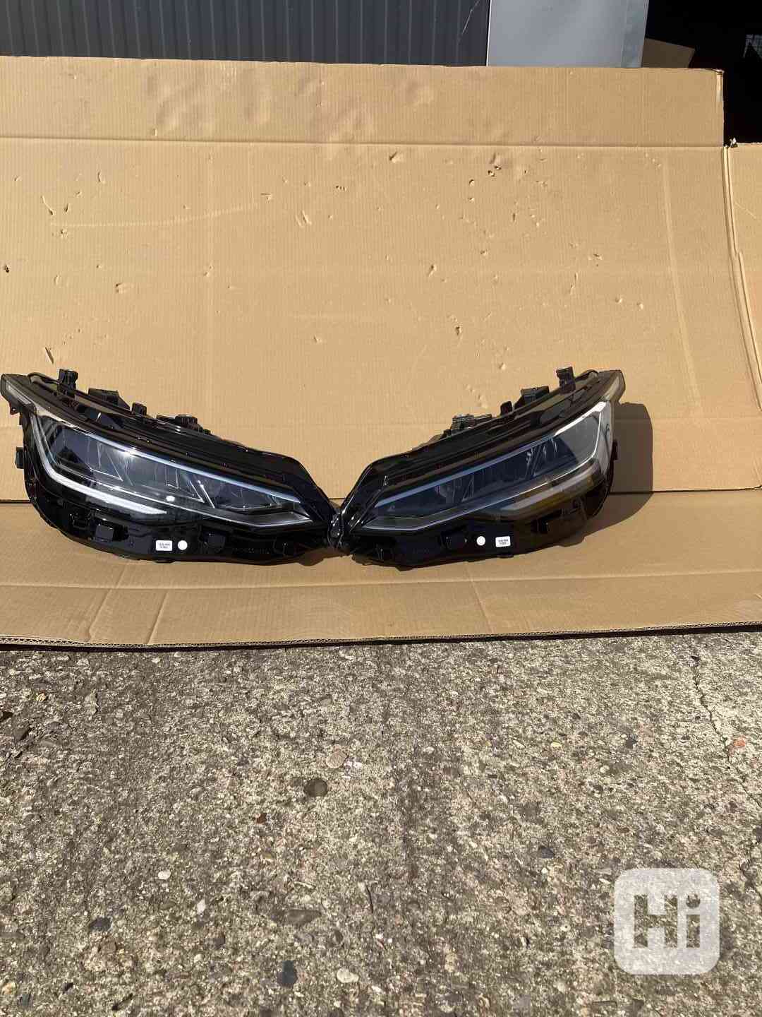 svetla svetlo vw golf viii 8 lift led prave leve - foto 1