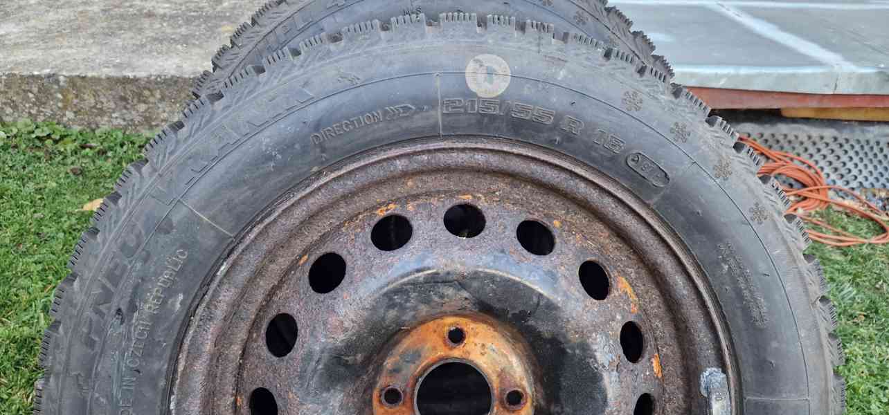 Zimní pneu Vraník 215x55x16 - foto 3