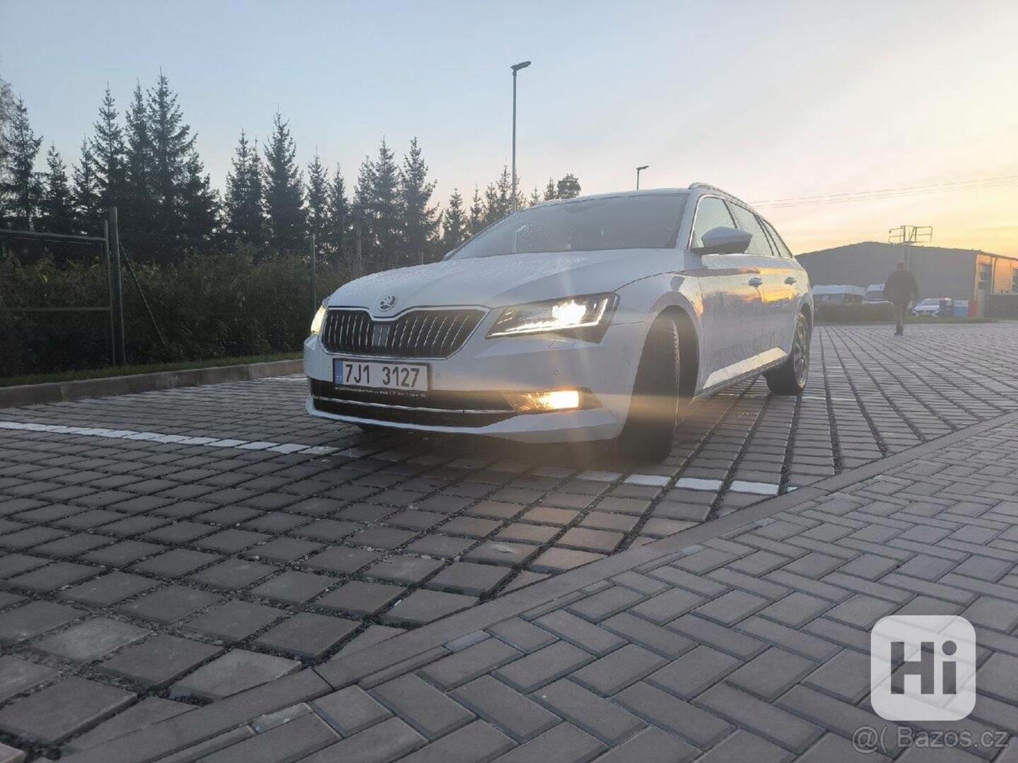 Škoda Superb 2,0 TDI 140kW 4x4 Style Combi DSG  Škoda Superb - foto 1