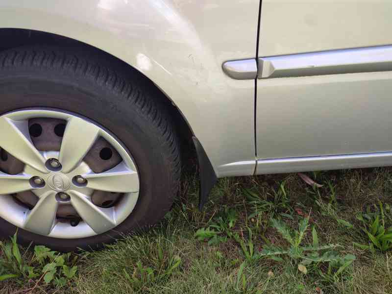 Pěkná Kia Rio 2011, klima, park senzory  - foto 5