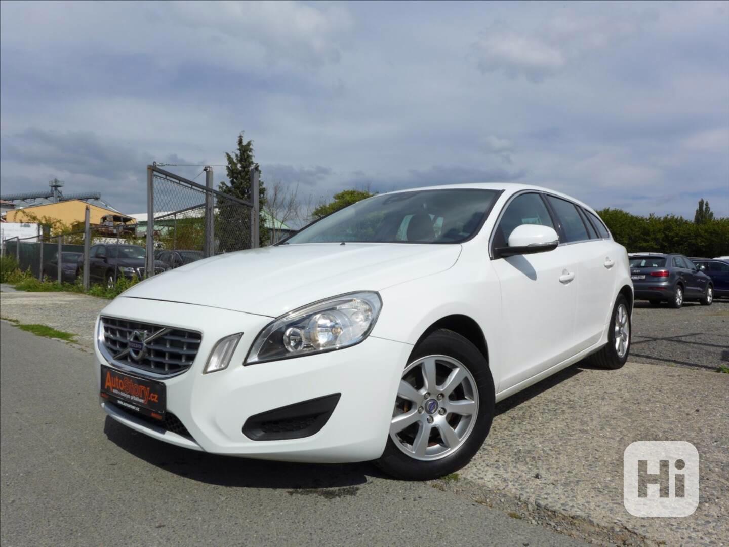Volvo V60 1,6 D DIGI AC, SERVIS, 1.MAJ - foto 1