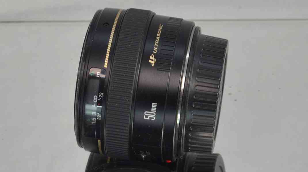 Canon EF 50mm f/1.4 USM full-frame Pevný *UV filtr - foto 7