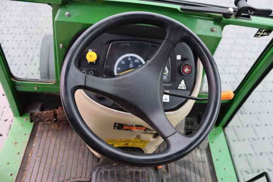 Traktor John Deere 2032R - foto 15