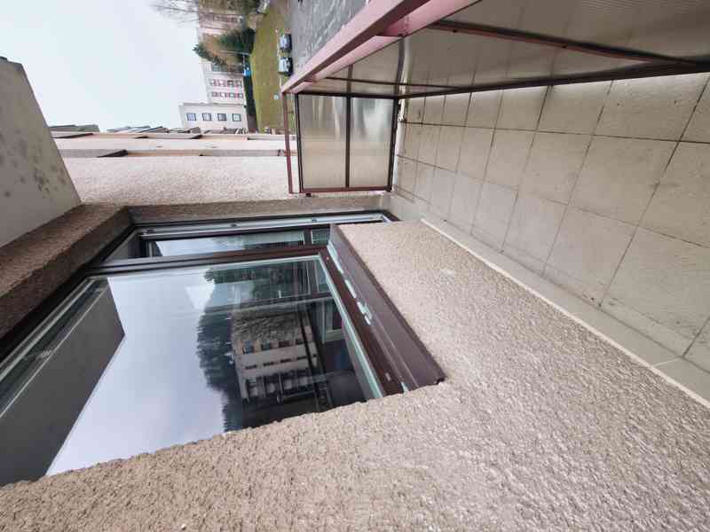 Náchod - prodej bytu 3+kk se dvěma balkony - foto 5