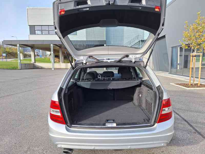 Mercedes c 220 CDI FACELIFT 125 KW TOP - foto 11