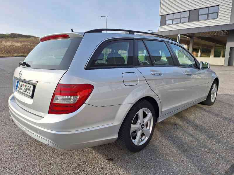 Mercedes c 220 CDI FACELIFT 125 KW TOP - foto 3