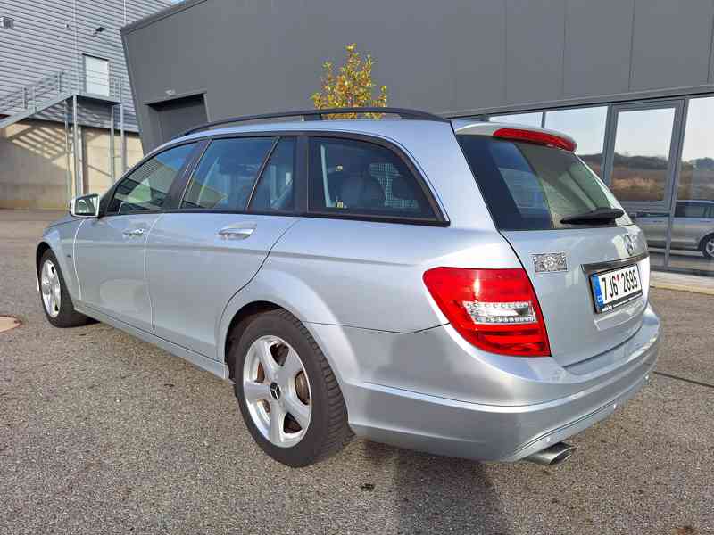 Mercedes c 220 CDI FACELIFT 125 KW TOP - foto 2