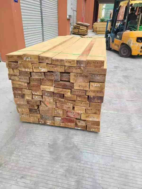 Timbars in Africa uganda for sale  - foto 8