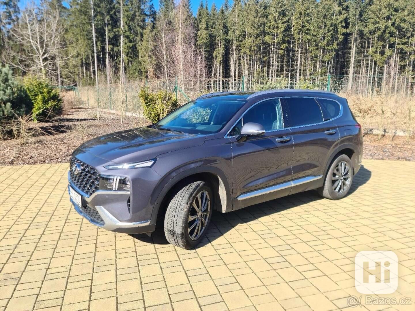 Hyundai Santa Fe 1,6   T-GDI HEV 4x4 169kW, 7 míst - foto 1