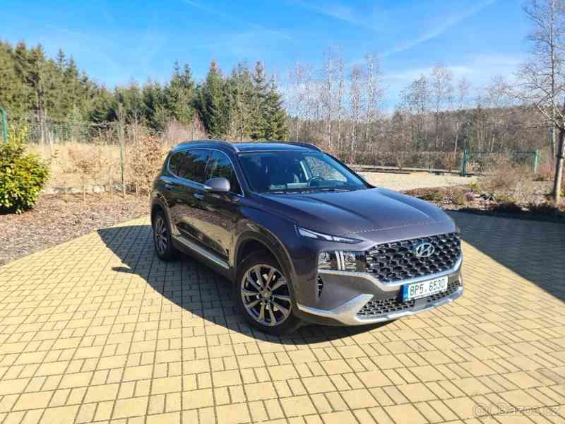 Hyundai Santa Fe 1,6   T-GDI HEV 4x4 169kW, 7 míst - foto 2