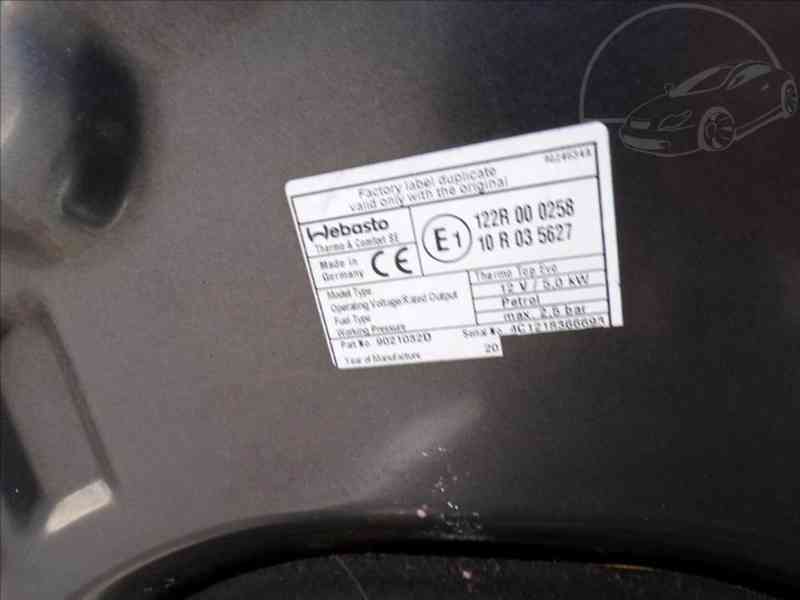 Toyota Avensis 1,8 VVTi KAMERA,WEBASTO,TAŽNÉ ZAŘ. - foto 13