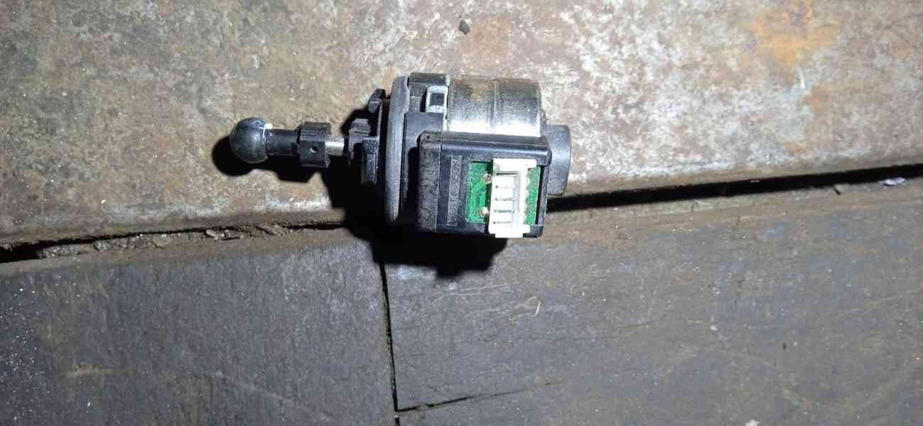 AUDI,SKODA  jednotka 4G0.907.397+DALSI MODULY  - foto 8