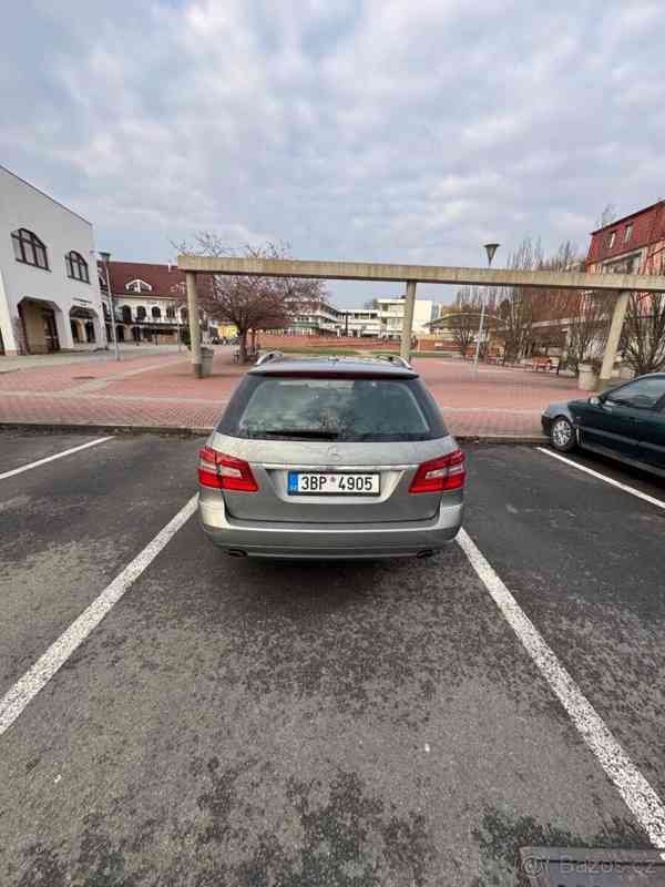 Mercedes-Benz Třídy E 3,0   E350 CDI s výbavou Avantgarde - foto 6