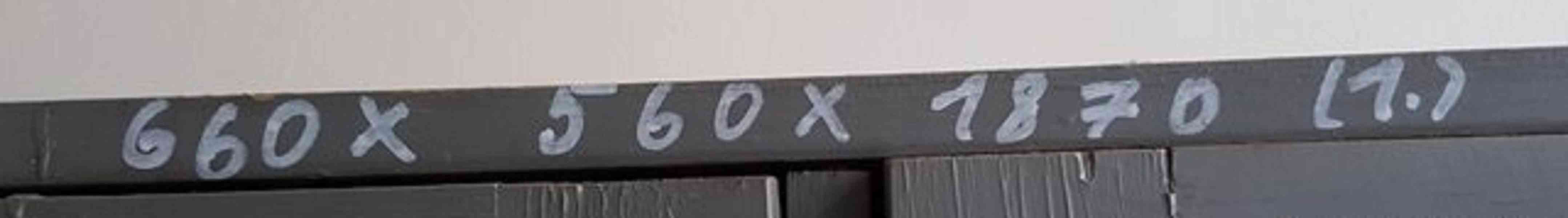 Skříň šatní - dřevěná 660x560x1870 (12400.) - foto 4