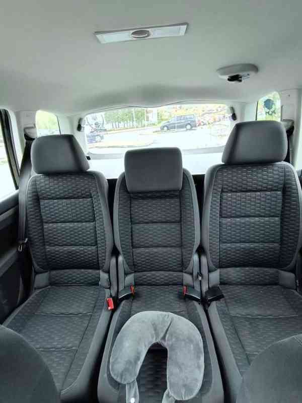 Volkswagen Touran 2.0 TDI, r.v. 2007, 7 míst - foto 9