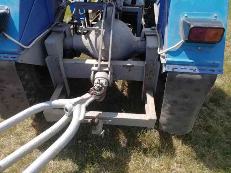 Malotraktor domácí výroby včetně vlečky - foto 2