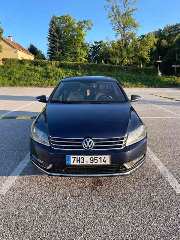 Volkswagen Passat 2,0 TDI 130 kW, manuál | r. 2013 - foto 2