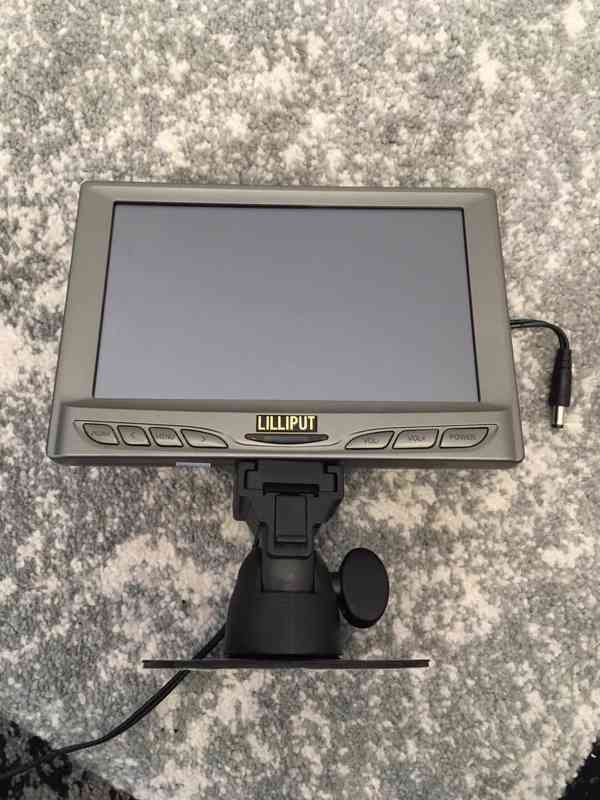 7-palcový VGA monitor Lilliput  - foto 1