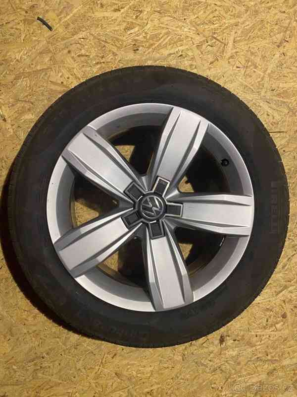 Volkswagen Passat 2,0   B8 / 140kW / ELEGANCE - foto 3