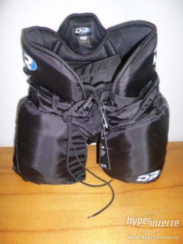 Hokejové kalhoty DR černé - foto 1