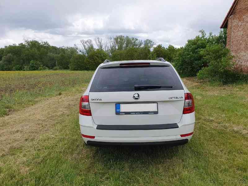 Škoda Octavia 1,6 3 Ambition TDI, 85 kW - foto 11