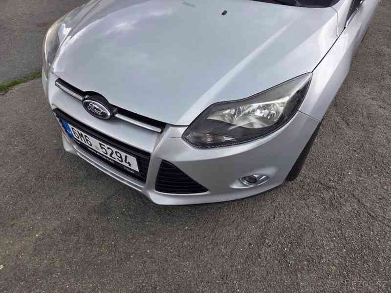 Ford Focus 2,0   2012 - foto 9