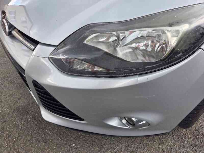 Ford Focus 2,0   2012 - foto 8