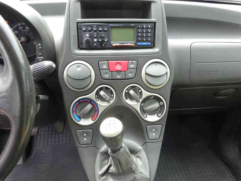 Fiat Panda 1.3 JTD 4x4 r.v.2006 2.Maj.Koupeno v ČR  - foto 8