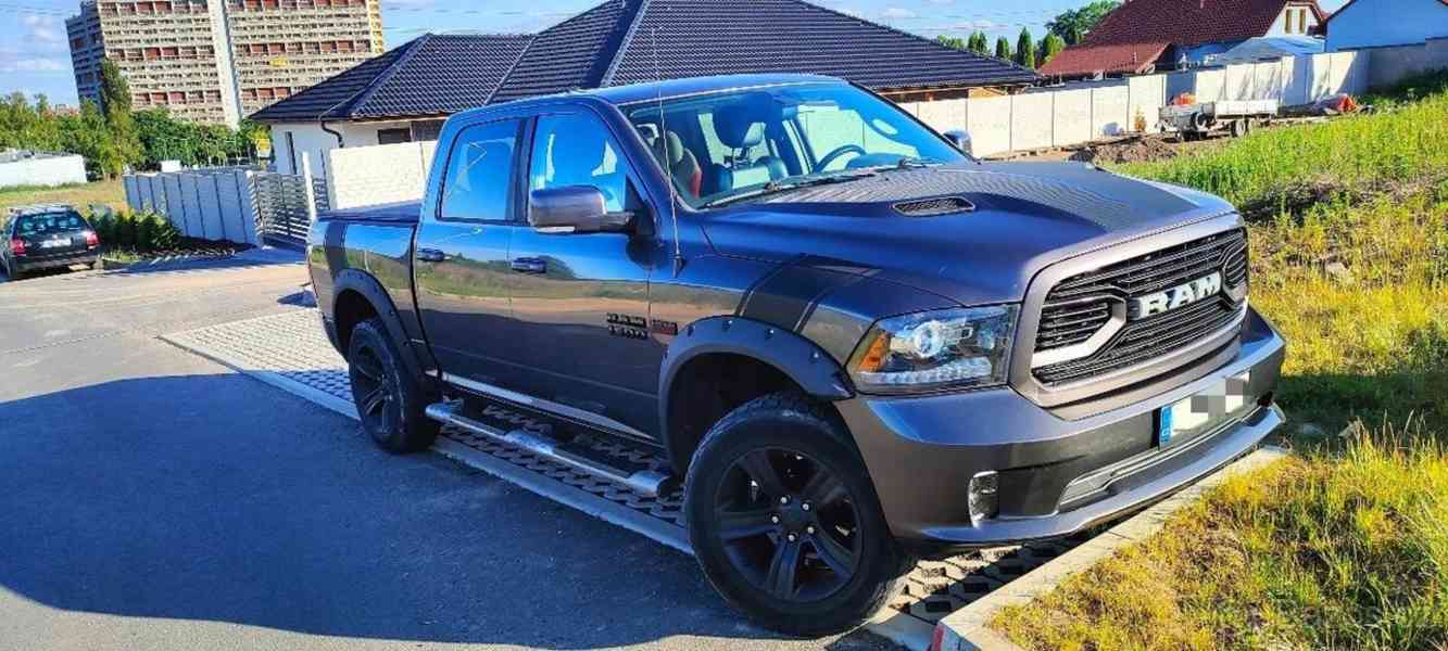 Dodge RAM 1500 Sport - foto 4