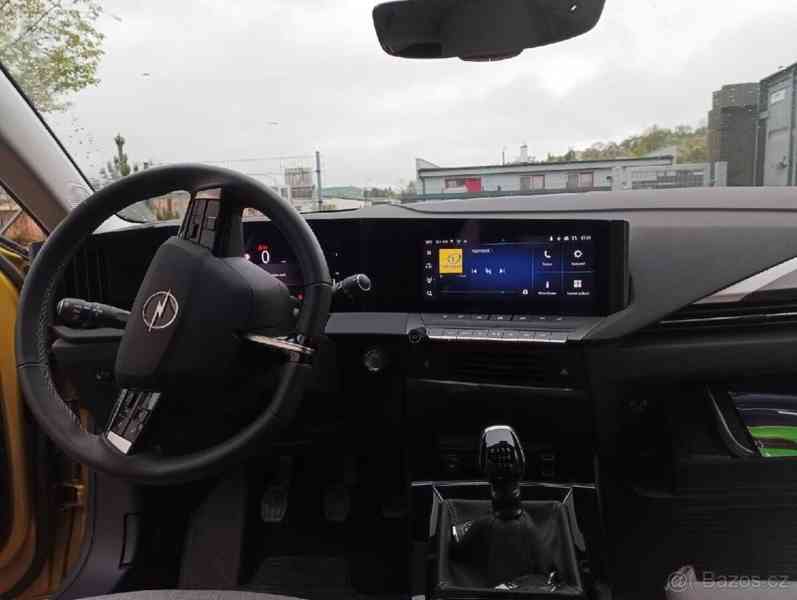 Opel Astra 1,2 81 kw - NEJSEM BAZAR - foto 8