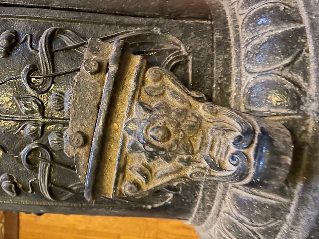 Starožitná Litinová kamna. - foto 10