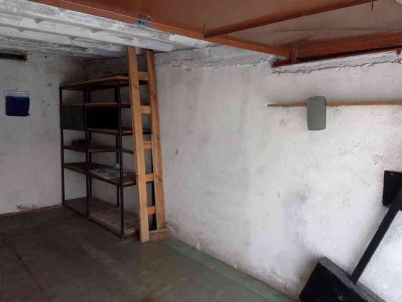 Pronajmu garáž v Plzni – Borská Pole, Univerzitní ulice - foto 2