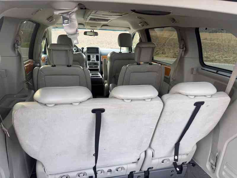 Chrysler Grand Voyager 3,8 V6 LPG Limited 2008 DPH - foto 7