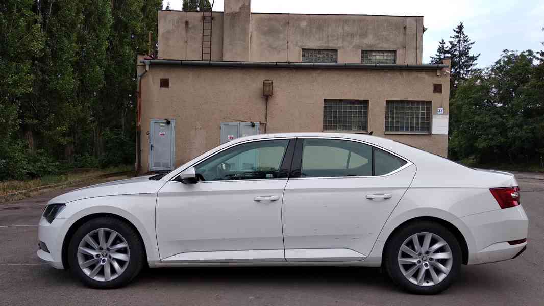 Škoda Superb 3 2.0TDI 110kW DSG bez AdBlue - foto 2