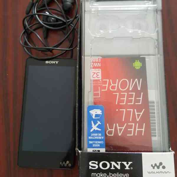 Sony NWZ-F886 32GB HiRes přehrávač - foto 2