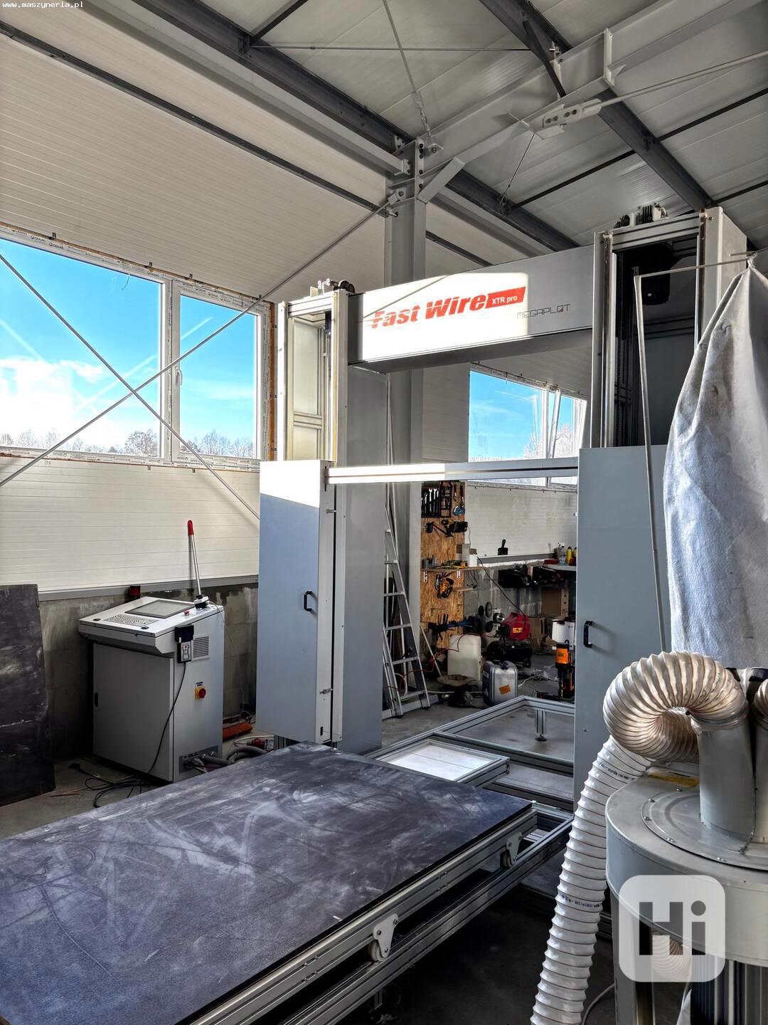 CNC stroj na řezání pěny MEGAPLOT XTR PRO 1200 - foto 1