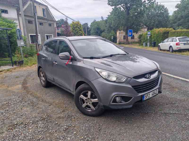 Hyundai ix35  - foto 8