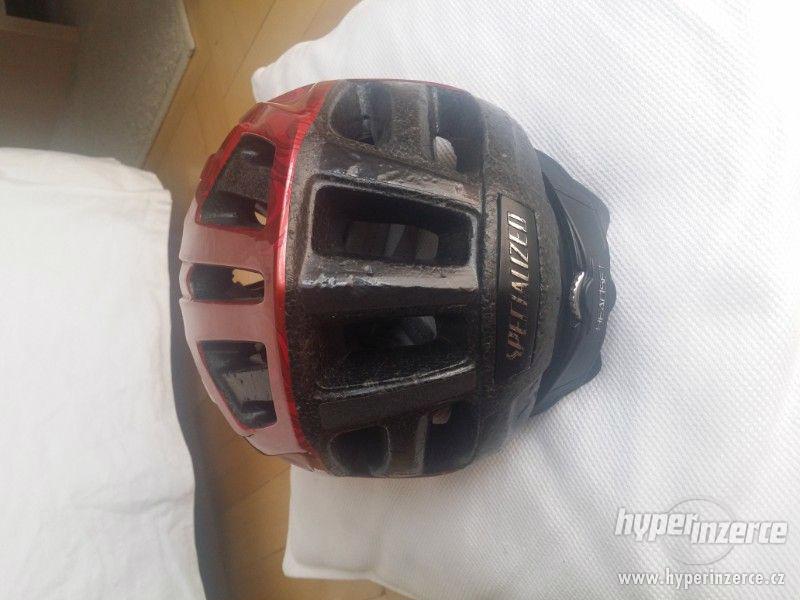 Dámská cyklistická helma Specialized - foto 5