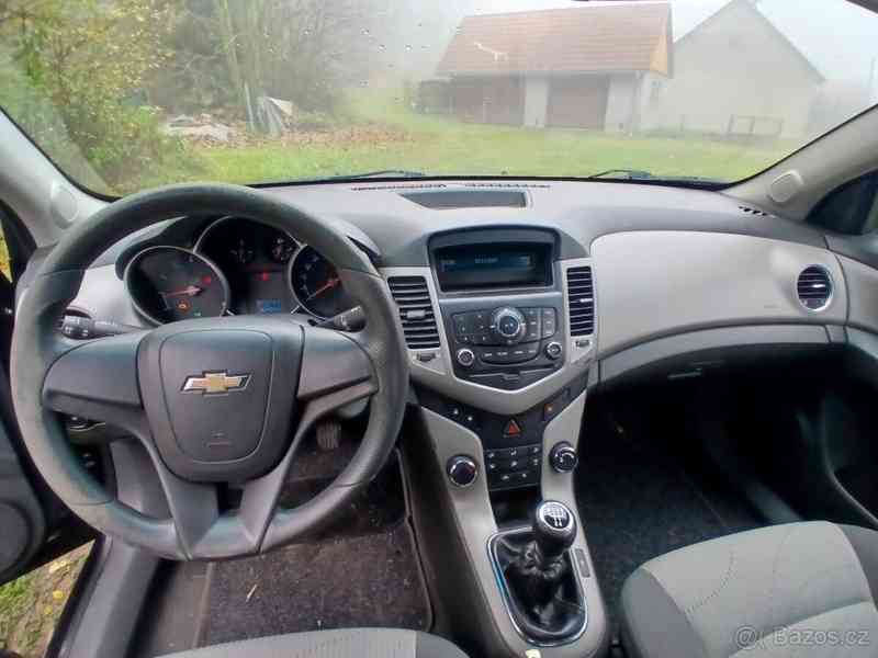 Chevrolet Cruze 1,6 - foto 9