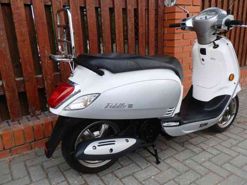 Sym Fiddle III 125 (2015¨) - foto 16